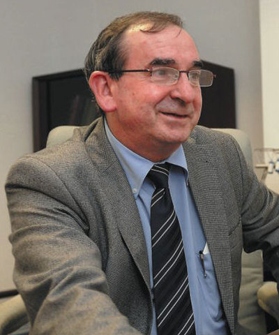 Entre el mar y su tierra