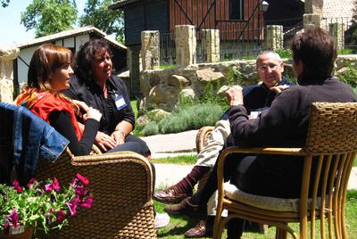 Uno de los grupos de españoles y 