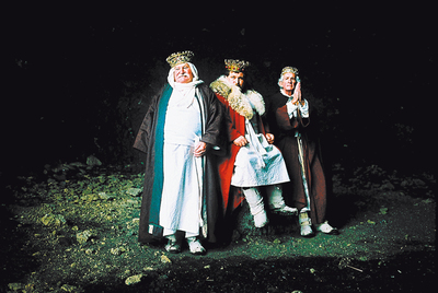  Actores que interpretan a los Reyes Magos de Oriente en  El cant dels ocells.   