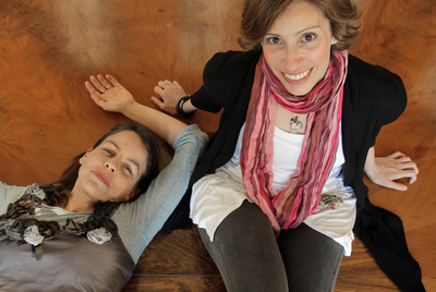 "Nos halaga la comparación con Stephenie Meyer"