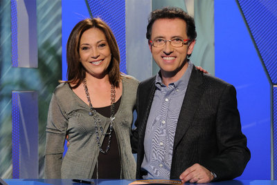 Pilar Vázquez y Jordi Hurtado, presentadores de  Saber y ganar. 