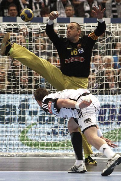 Barrufet, ante un remate de Jicha.