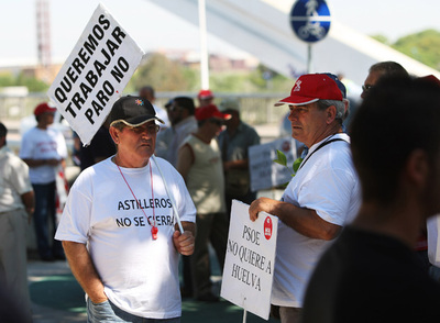 Los trabajadores de Astilleros reclaman sus sueldos y trabajo