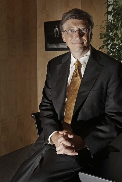 'DECEPCIONADO CON EL 'TIJERETAZO'. Bill Gates dijo ayer ser consciente de las dificultades económicas que atraviesa España. No obstante, calificó de 