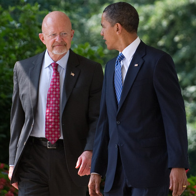 Barack Obama charla con James Clapper, ayer en la Casa Blanca.