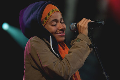 La música nigeriana Nneka, máximo exponente del nuevo  soul  africano.
