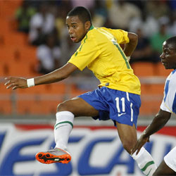 TRIUNFOS DE INGLATERRA Y BRASIL