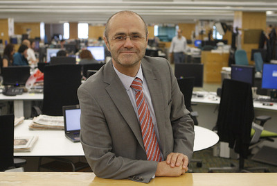 Luis Atienza, ayer en la redacción de EL PAÍS.