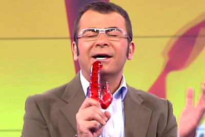 Jorge Javier Vázquez, con un juguete sexual.