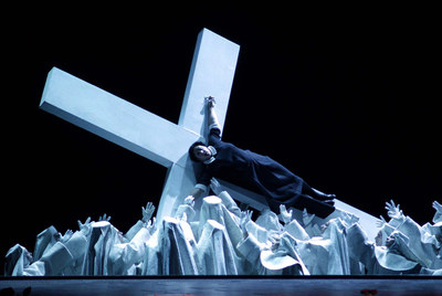 Ensayo de la ópera  La ciudad muerta .