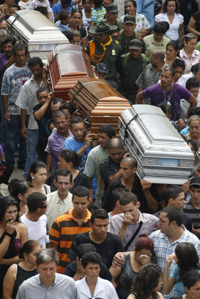 FUNERAL POR LOS MINEROS DE AMAGA