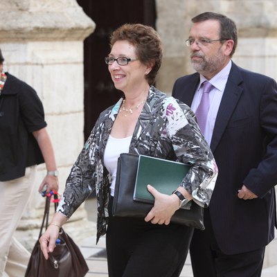 La Junta elimina 110 de las 254 empresas públicas por el ajuste