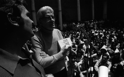 Blas de Otero, en el homenaje a Federico García Lorca celebrado en Fuente Vaqueros en 1976.