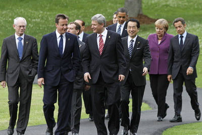 Los dirigentes del los países del G-8 en los jardines de Deerhurst, donde se celebra la Cumbre de Toronto.