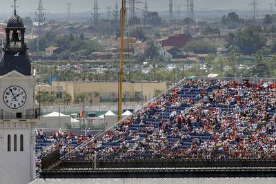 La fórmula 1 llena el Marítim de clientes inusuales