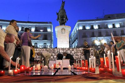 Velas contra el olvido de las víctimas del franquismo
