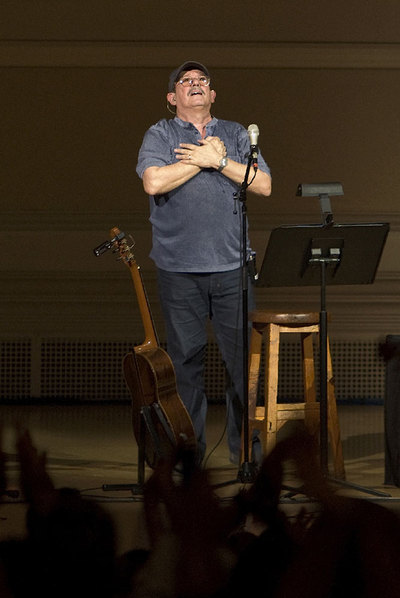 Silvio Rodríguez, en su actuación en Nueva York.