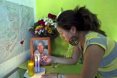 "Un cadáver no puede viajar solo"