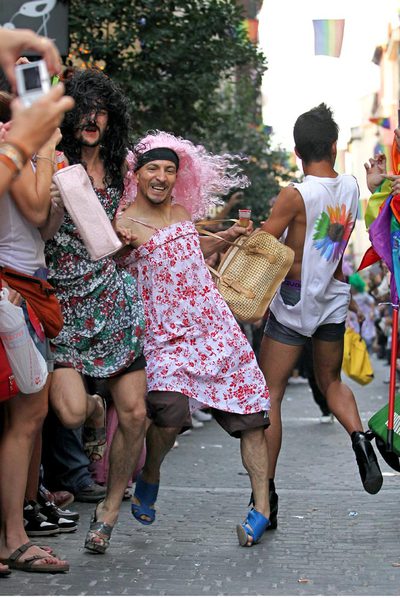 Carrera de tacones en la calle de Pelayo