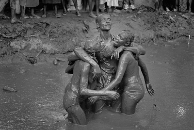  Trance colectivo (Plain du Nord),  de Cristina García Rodero.