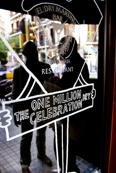 El Dry Martini anuncia la celebración del cóctel un millón.