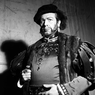 Cesare Siepi, en su papel de Enrique VIII para la ópera  Anna Bolena,  representada en la Scala de Milán.