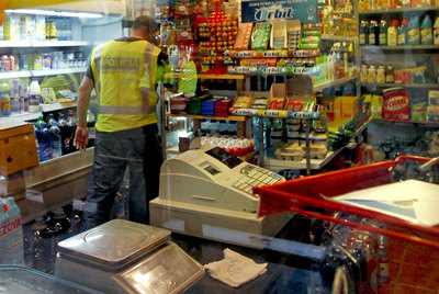 Pagar el alquiler vendiendo latas