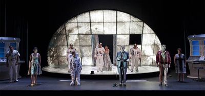 El montaje de la ópera  Amb els peus a la Lluna , durante un ensayo en el Teatre Lliure.