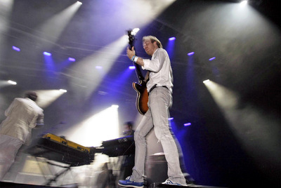 Un instante del concierto de Hot Chip, anoche en el Festival de Benicàssim