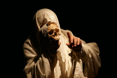 Un momento de  Danza de la Muerte , espectáculo dirigido por Ana Zamora.