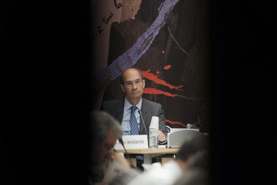 El ministro de Trabajo, Eric Woerth, ayer ante los miembros de la Asamblea Nacional, en París.