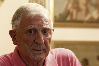 El ex jefe de los servicios secretos en el País Vasco, durante la entrevista en su casa de Madrid.