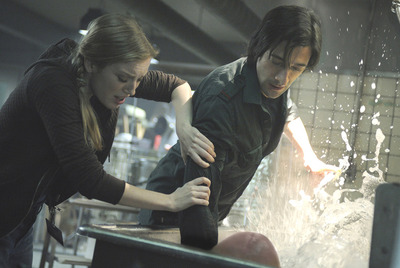 Sarah Polley y Adrien Brody, en  Splice. 