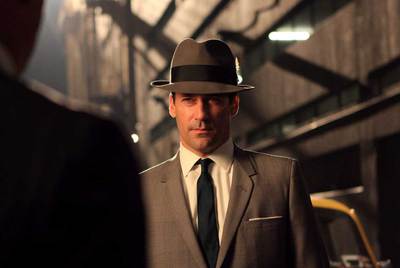 El actor John Hamm interpreta a Don Draper en la serie  Mad men. 