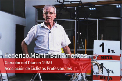 Federico Martín Bahamontes, ganador del Tour en 1959, durante la campaña.