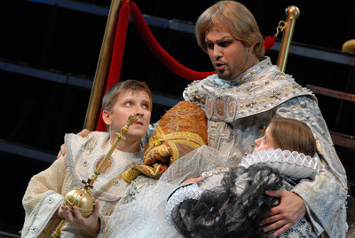 Momento de la producción 'Boris Godunov', a cargo del Helikon Theatre de Moscú.