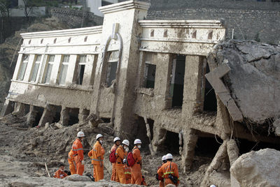 El enorme alud de barro y piedras, provocado por las lluvias torrenciales de los últimos días, ha causado más de 700 víctimas mortales en el noroeste de China