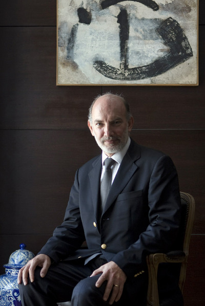 Luis Alfonso de Alba, en la Embajada de México.