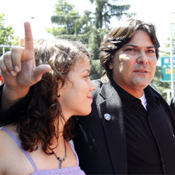 Los tres ex presos cubanos que ayer llegaron a Madrid negaron que las liberaciones anunciadas el 7 de julio por La Habana conlleven una apertura del Gobierno. 