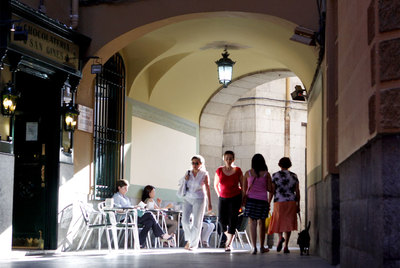 Pasadizo de San Ginés, donde está la chocolatería madrileña del mismo nombre.