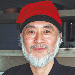  Hideshi Hino, luciendo barretina en su visita al Salón del Cómic de Barcelona, hace dos años. 