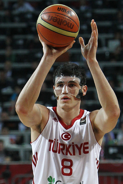 Ilyasova, ayer contra Francia.