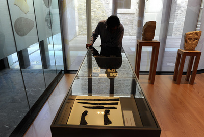 Presentación de la muestra sobre la presencia romana en la Llanada Alavesa durante la Edad Media.