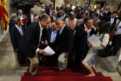 Francisco Camps, ayer antes de la reunión con representantes del sector económico y empresarial.