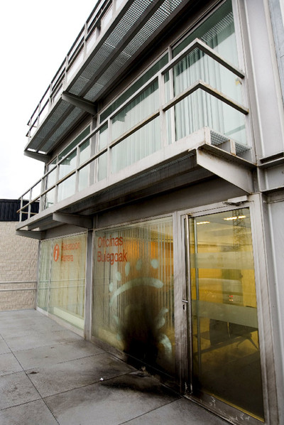 LA GUARDIA CIVIL REGISTRA LA 'HERRIKO TABERNA' DE EIBAR