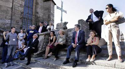 Los parlamentos autonómicos se suben a la Catedral en apoyo del Xacobeo