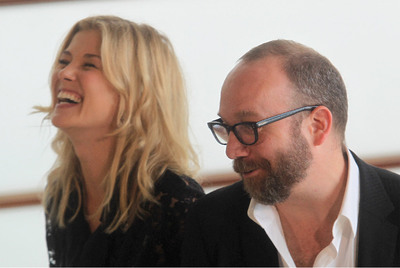 GIAMATTI Y LOS TONTOS DE HOLLYWOOD