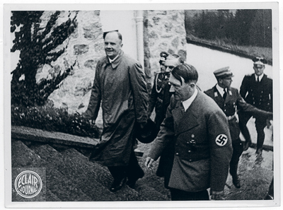  Párkinson y cocaína.rnLos males psiquiátricos de Adolf Hitler han dado para estudios de todo tipo. Pero no hay nada que indique que tomara decisiones fuera de sus cabales. Al final de la guerra le afectó el párkinson, sobre todo en la mano izquierda. Consumió habitualmente cocaína, recetada por sus médicos en los días del búnker. Tener solo un testículo también marcó su vida. 