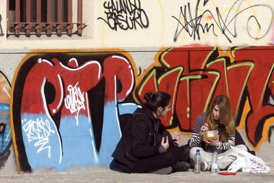 Fachada de la Facultad de Educación de la Universidad Complutense de Madrid, la mayor de España y cuyo plan de ajuste incluye una reducción del número de profesores.rn santi burgos