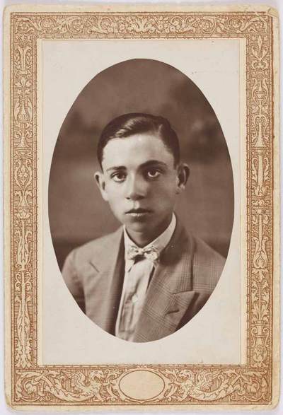 FOTOGALERIA: Miguel Hernández a los 14 años, 1924